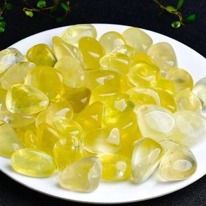 Cytryn naturalny – surowa bryłka – obfitość i energia