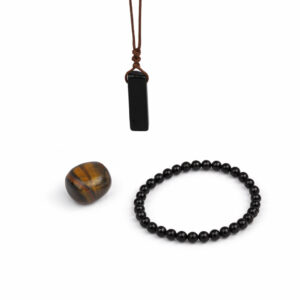Zestaw kamieni ochronnych: naszyjnik z obsydianu, bransoletka z turmalinu i kamień tygrysiego oka