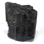 Turmalin naturalny – surowa bryłka – ochrona i uziemienie